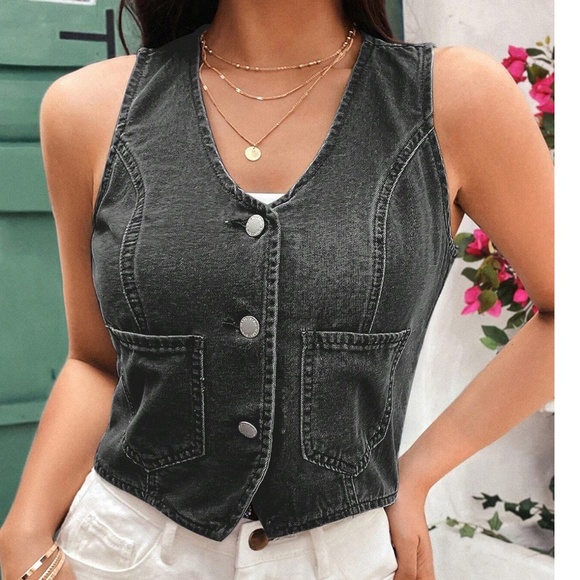 Light Wash Button up Denim Jean Crop Vest - Picture 5 of 12